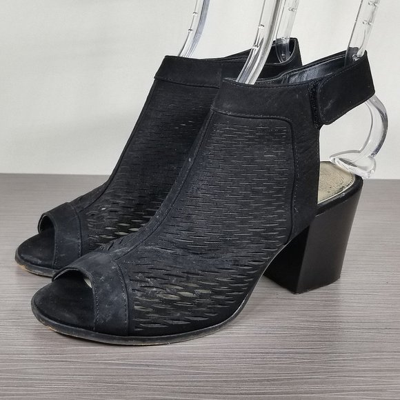 Vince Camuto Lavette Black Perforated Peep Toe Bootie, Womens Size 7.5 US / 37.5 - Picture 3 of 14
